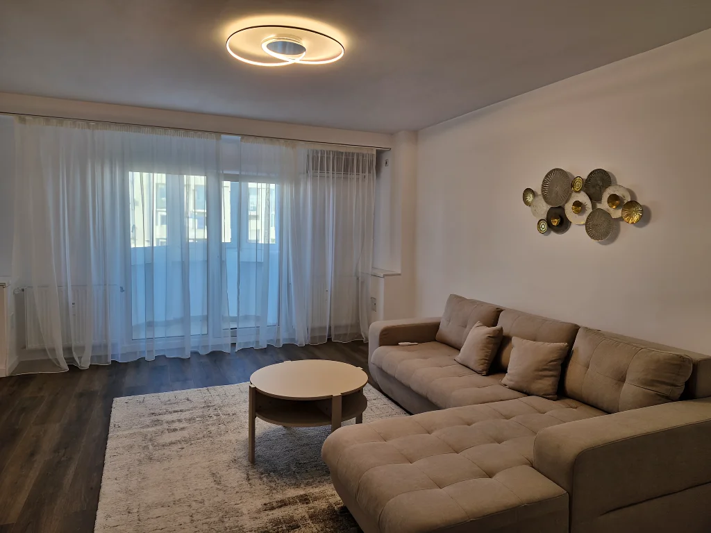 living modern cu canapea inchiriere apartament Sector 3 București